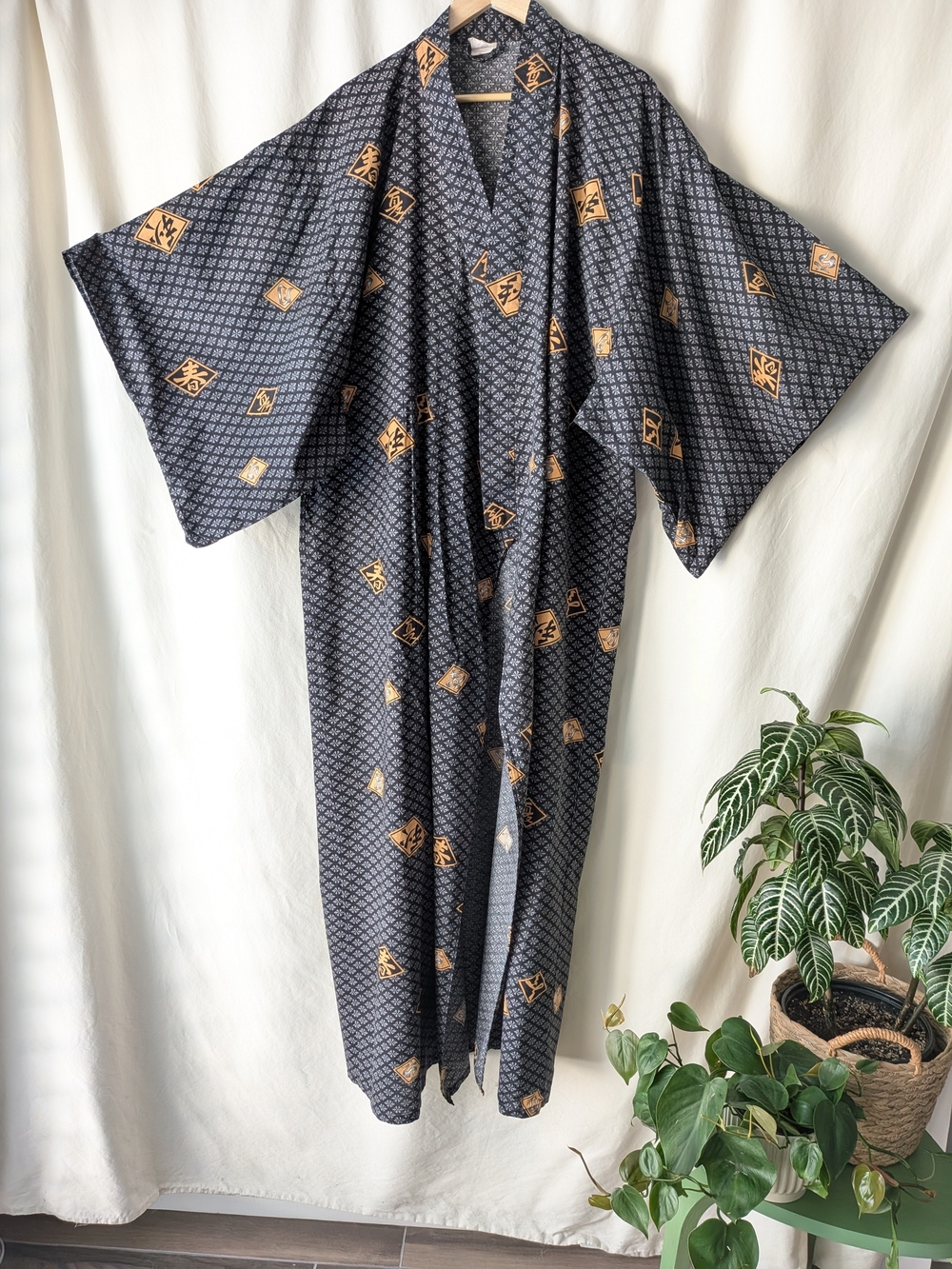 Japanese 100% Cotton Yukata Robe — Made in Japan LL
